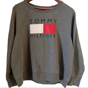 TOMMY HILFIGER Sport Gray Flag Graphic Crewneck Boxy Fit Sweatshirt Size XL